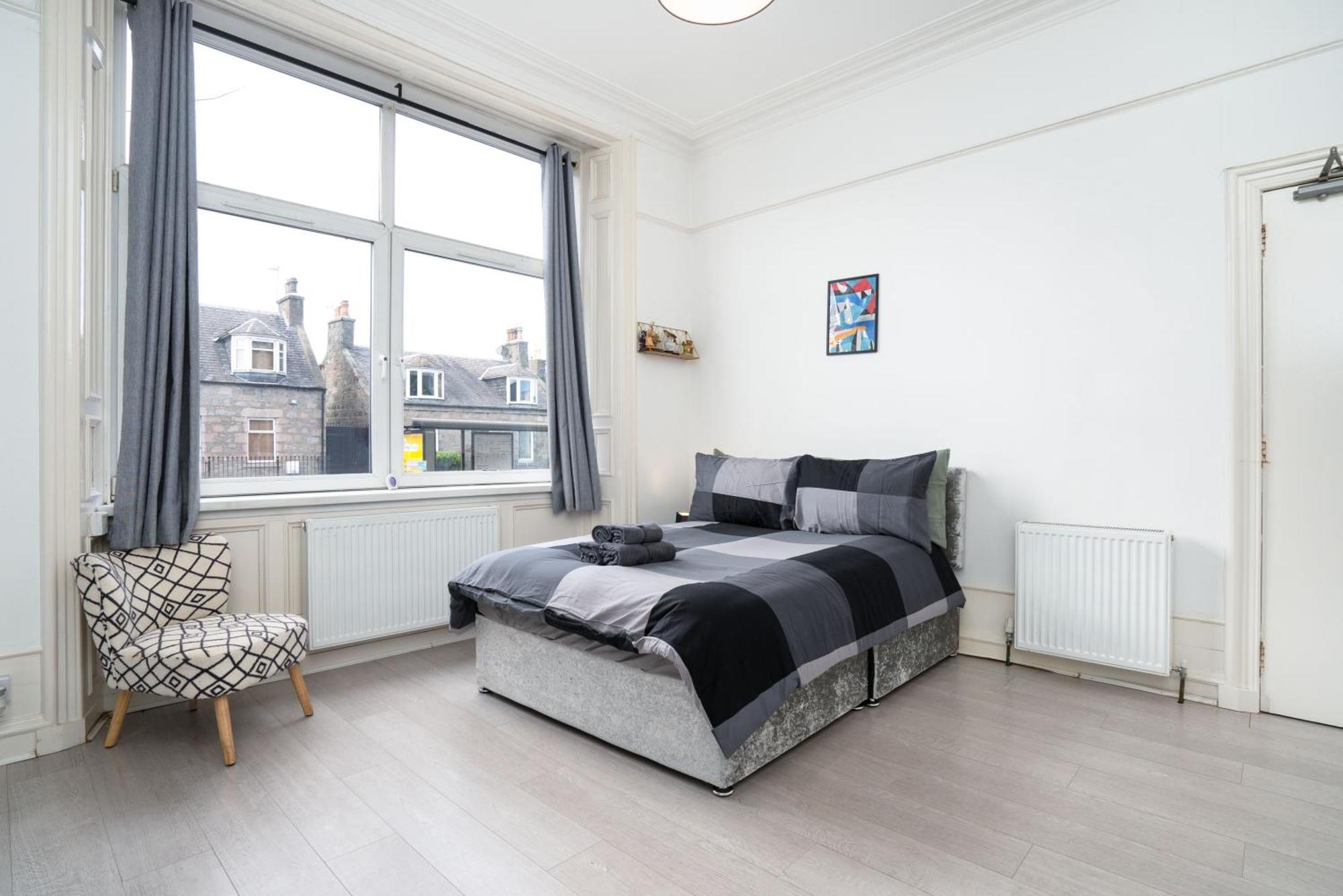 Cosy Fully Equipped Studio 2, Close To University Appartement Aberdeen Buitenkant foto